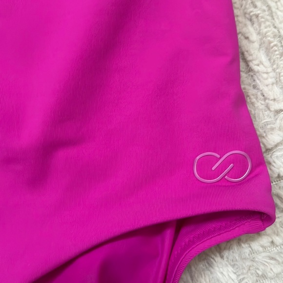 CALIA Women's High Neck Zip Back One Piece Swimsuit,
New with tags Size 8 - Picture 5 of 16